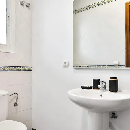 Adosado Con Solarium Y Piscina En - Vistamar 16 * Marbella