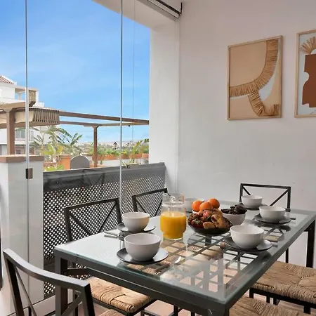Apartment Adosado Con Solarium Y Piscina En - Vistamar 16 *