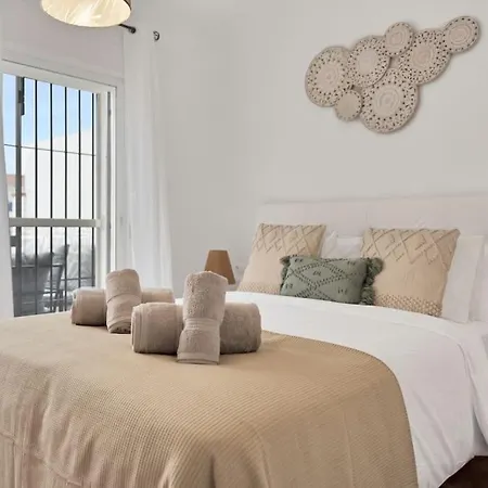 Adosado Con Solarium Y Piscina En - Vistamar 16 Apartment Marbella