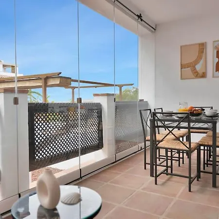 Adosado Con Solarium Y Piscina En - Vistamar 16 Apartment Marbella